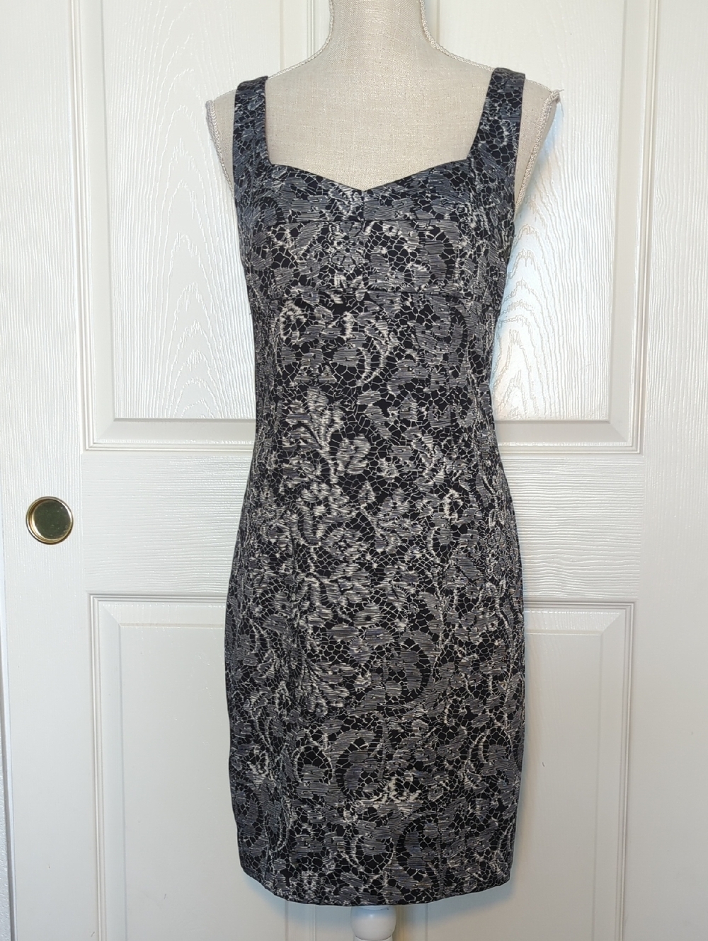 Trina Turk Printed Lace Black & White Sweetheart Lineline Sheath Dress - Picture 3 of 8